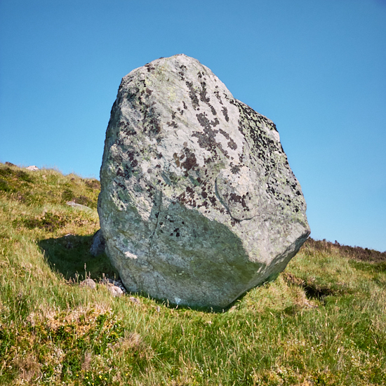Crungie Clach boulder 2 &copy; george logan 2026